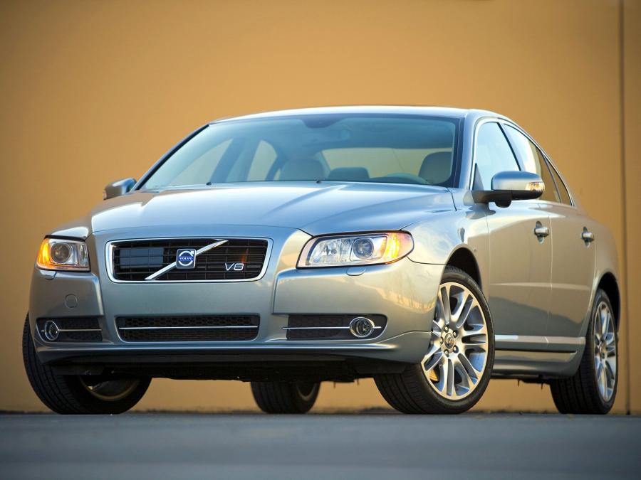  Volvo S80 V8 2007 года  (US) (фото 6 из 16)